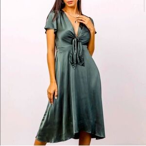 Baltic Born Green Flutter Sleeve Midi Dress